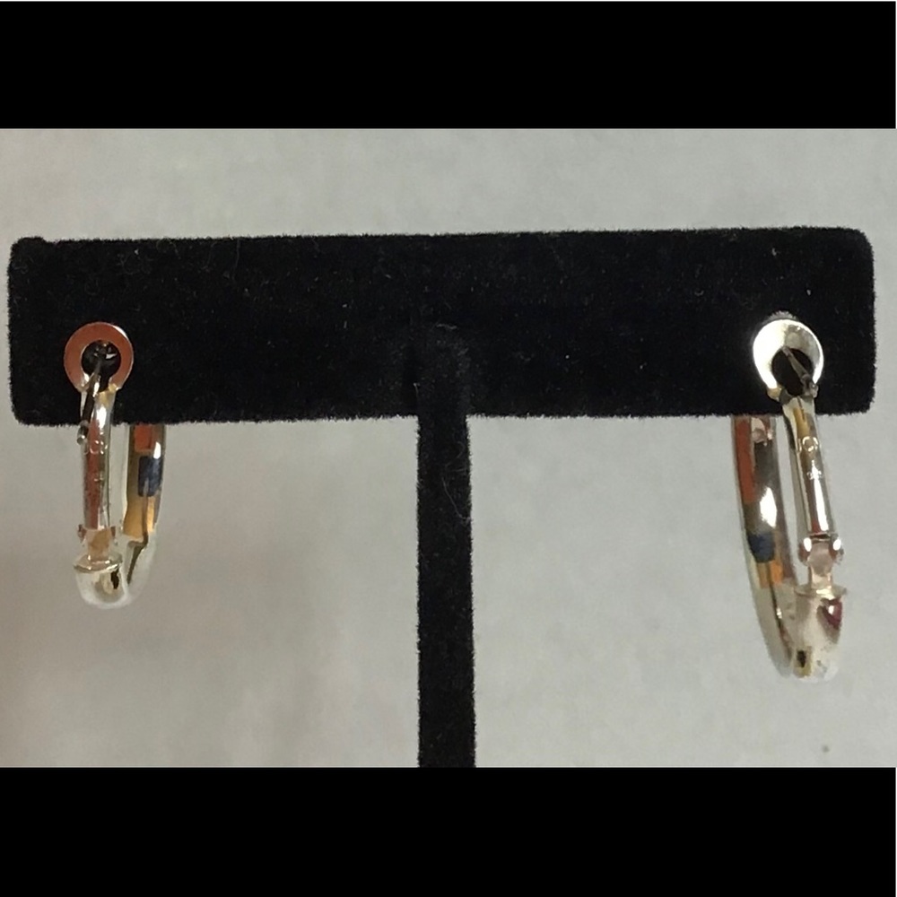 Sterling Silver (925) 1" Round Hoop Earrings - Picture 4 of 8